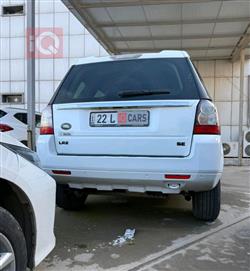 لاند روفر LR2